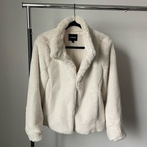 Oversized Faux Fur Coat Size L